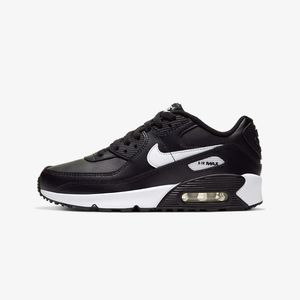 Nike Air Max 90 LTR Black and White Size 7Y/Women's 8.5